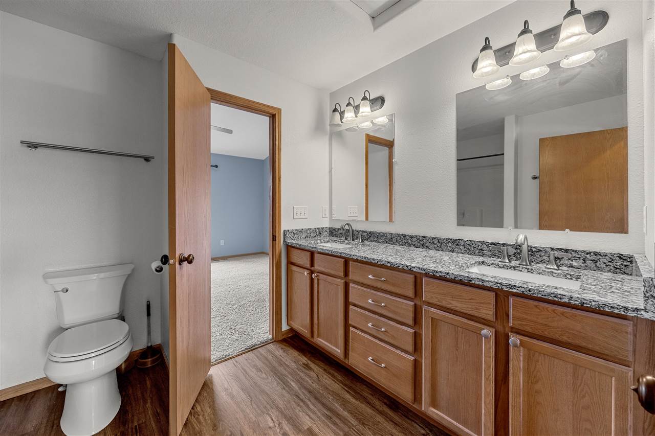 235 N Park Ridge Road North Liberty IA 52317