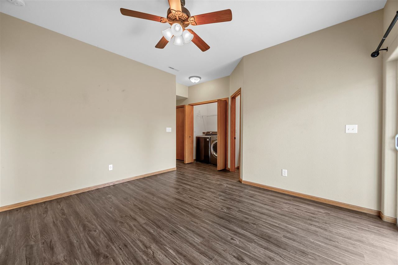 235 N Park Ridge Road North Liberty IA 52317