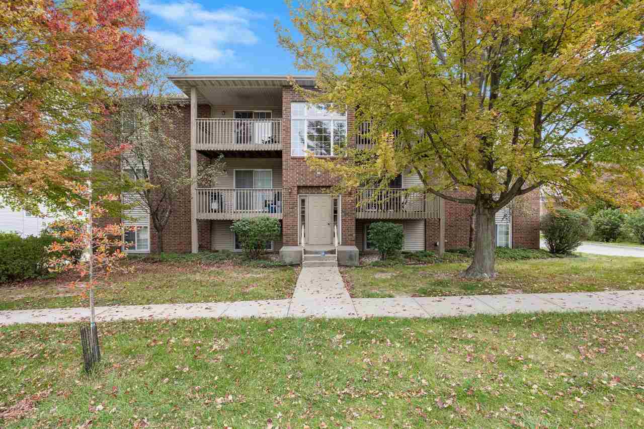 38 Westside Drive Iowa City IA 52246