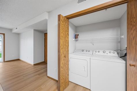 38 Westside Drive Iowa City IA 52246