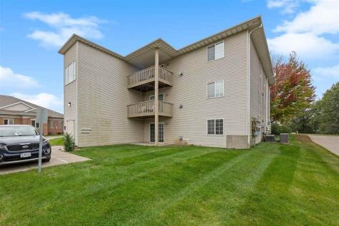 38 Westside Drive Iowa City IA 52246