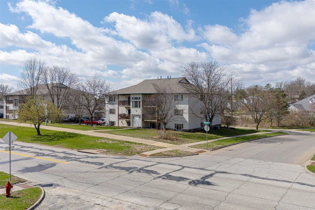 123 S Scott Boulevard Iowa City IA 52245