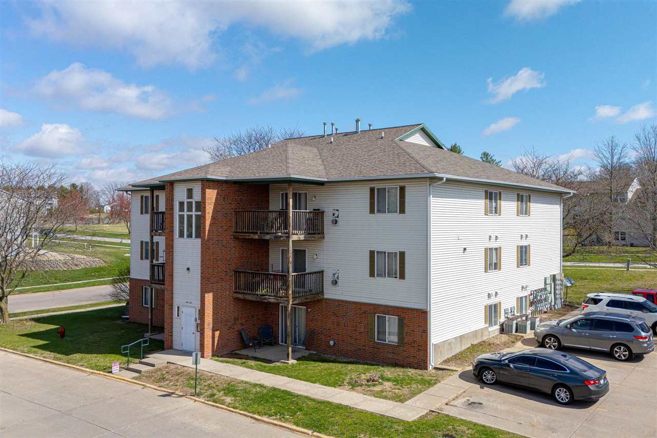 123 S Scott Boulevard Iowa City IA 52245