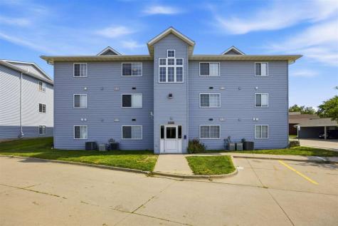 930B Boston Way Coralville IA 52241