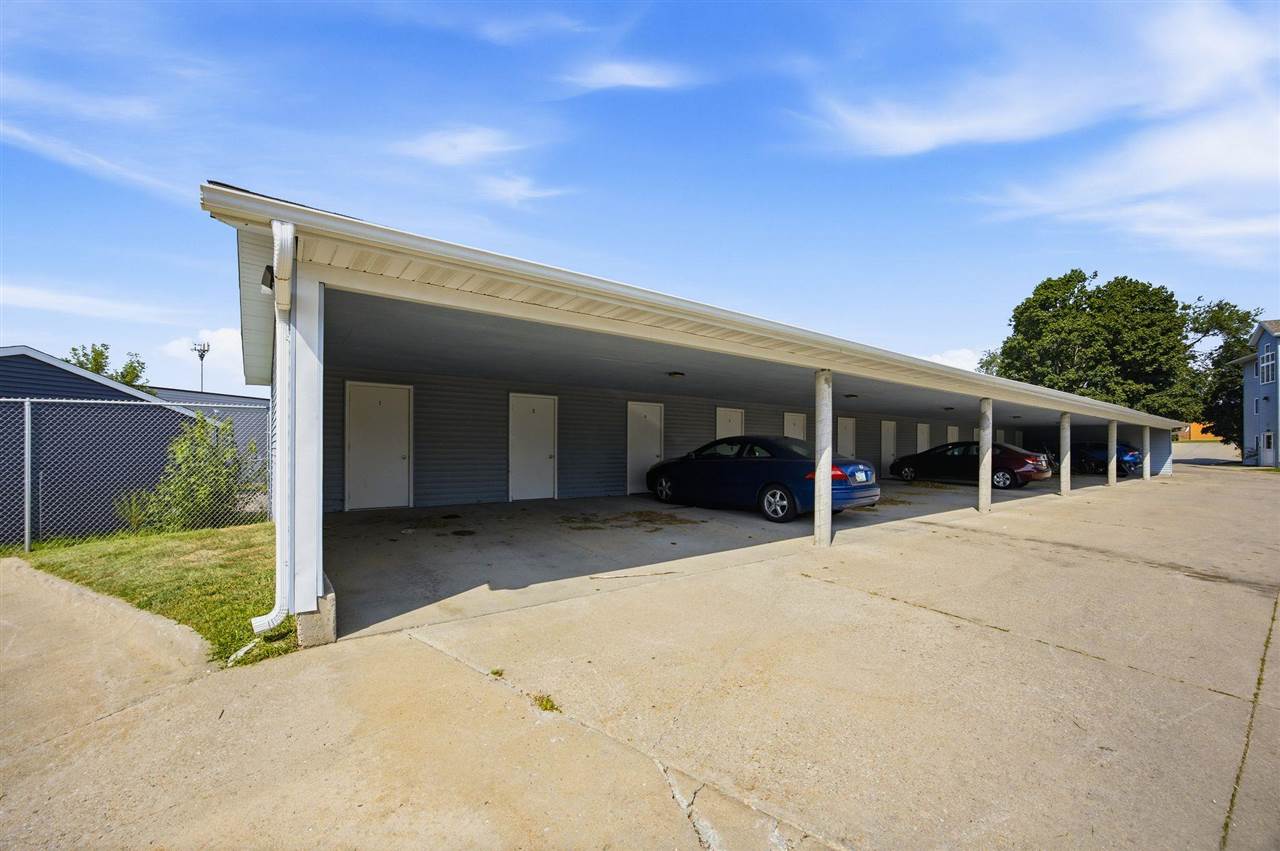 930B Boston Way Coralville IA 52241