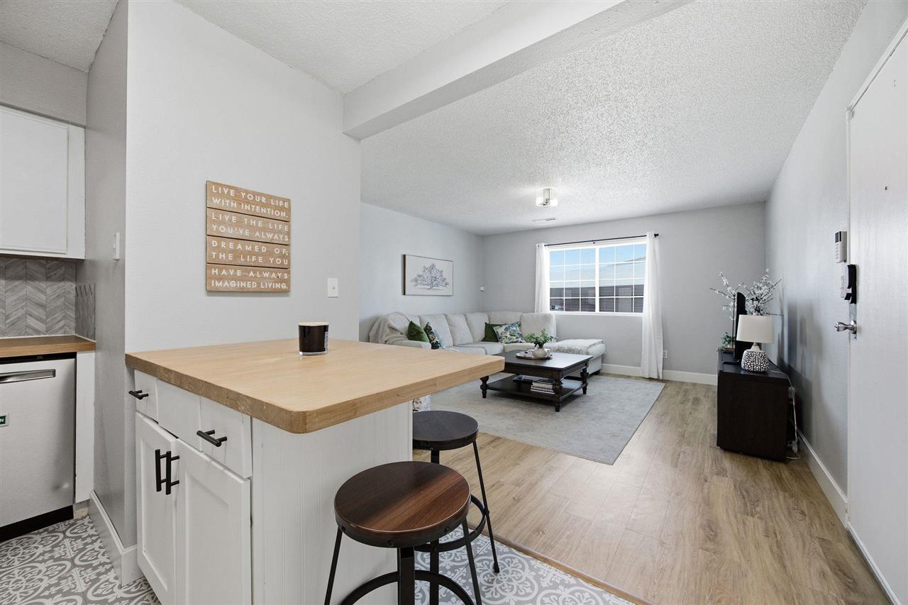 930B Boston Way Coralville IA 52241