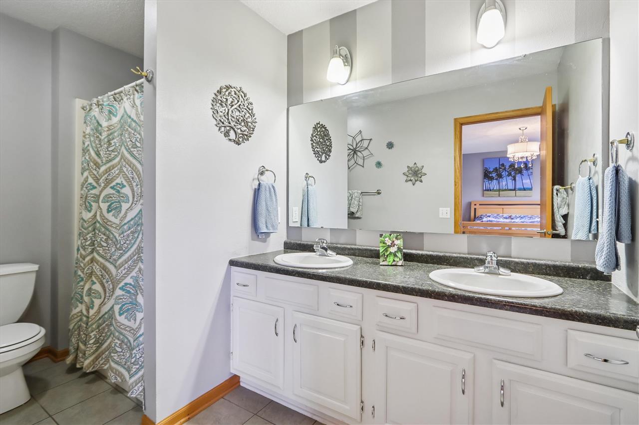 1342 Oxford Place Iowa City IA 52240