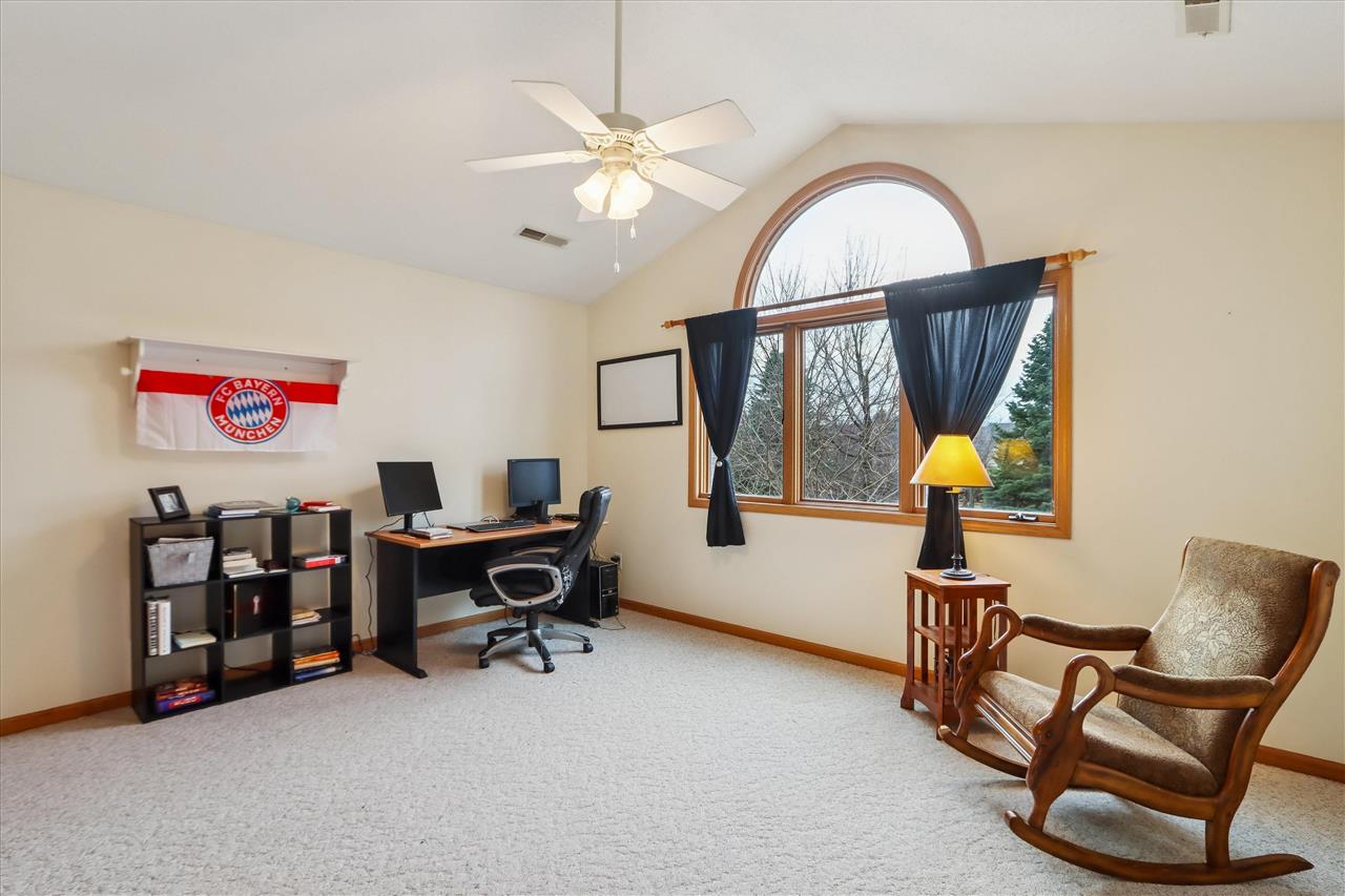 1342 Oxford Place Iowa City IA 52240