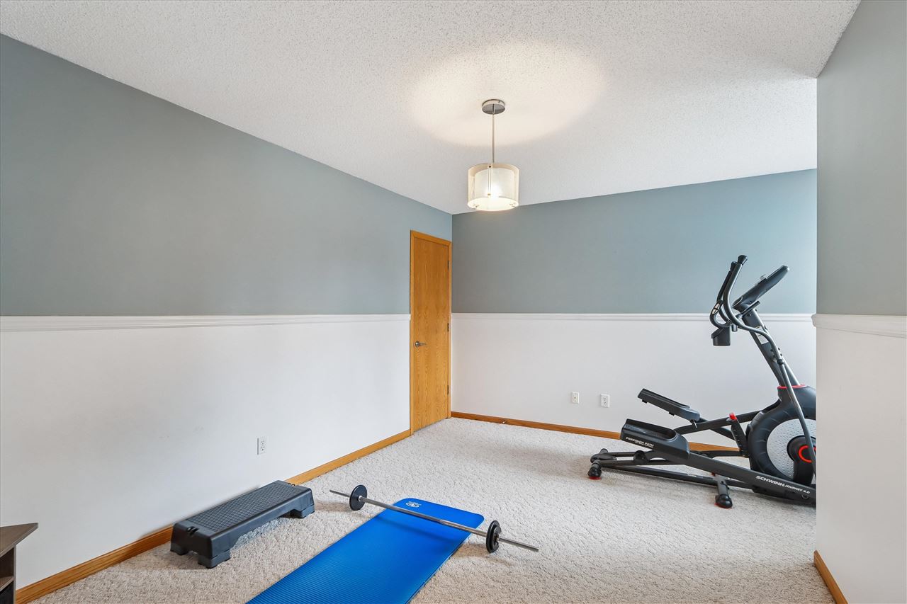 1342 Oxford Place Iowa City IA 52240