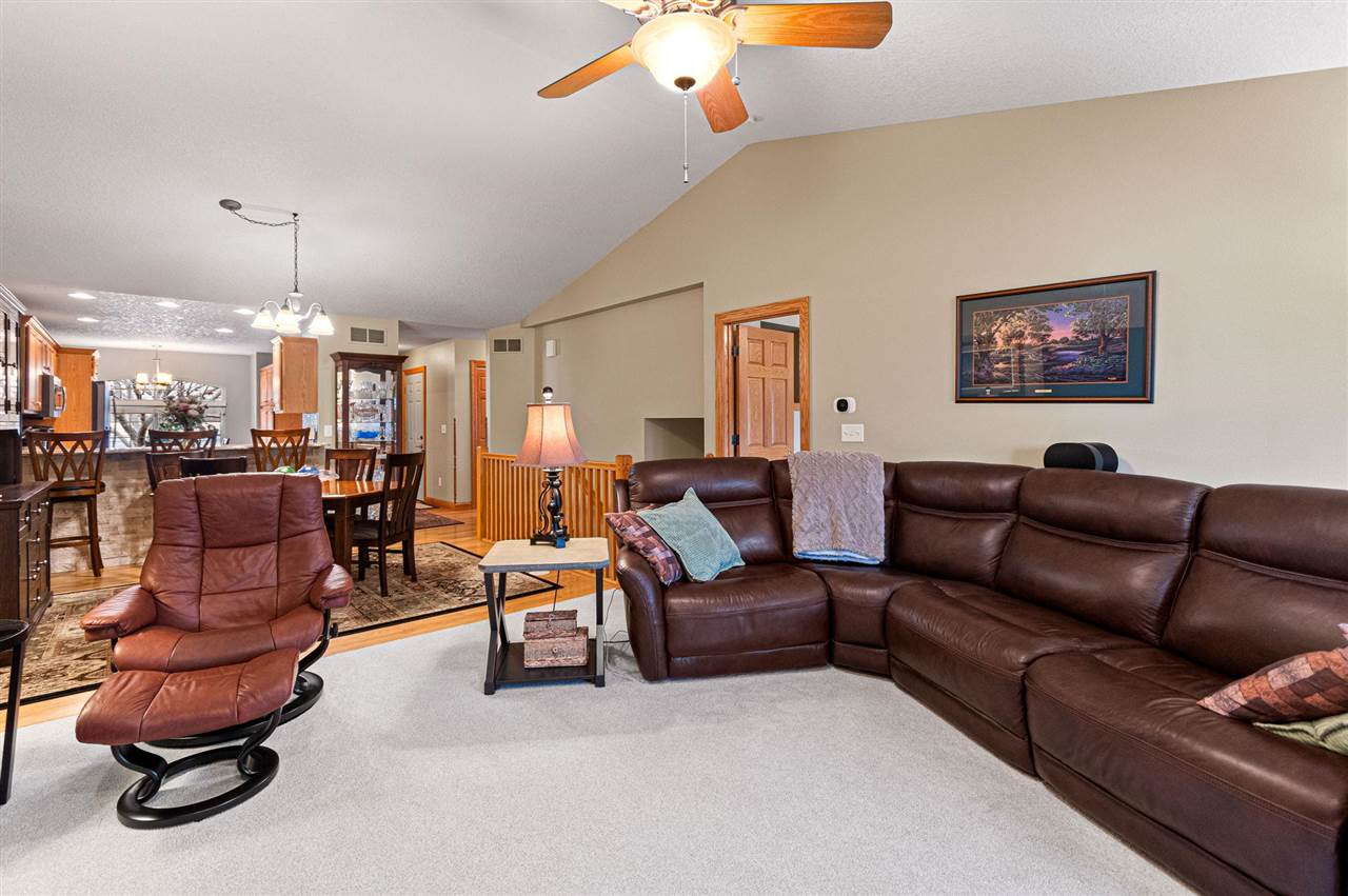 755 Broadmoor Drive North Liberty IA 52317