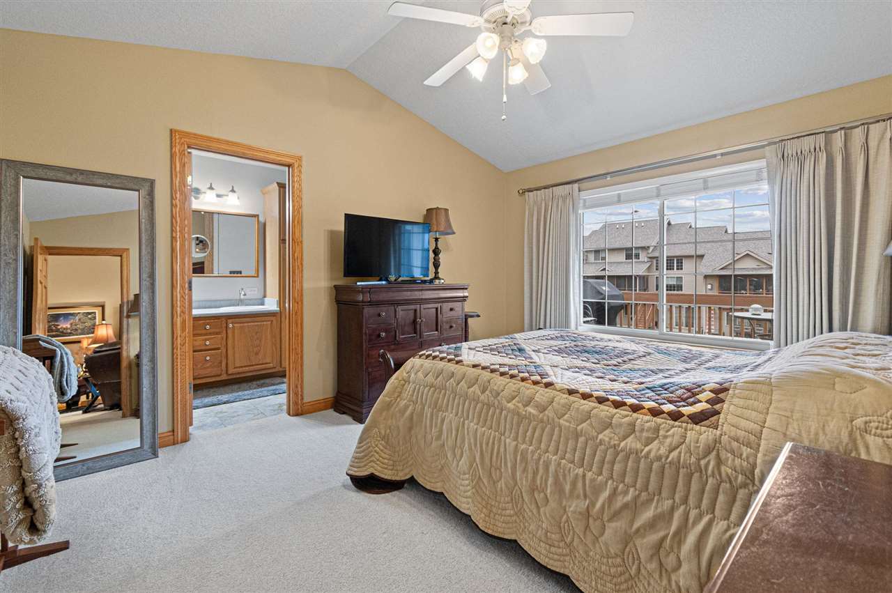 755 Broadmoor Drive North Liberty IA 52317