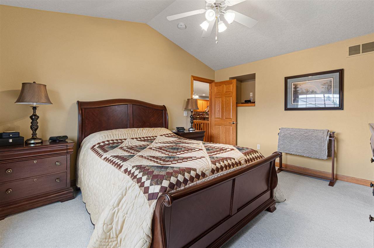 755 Broadmoor Drive North Liberty IA 52317