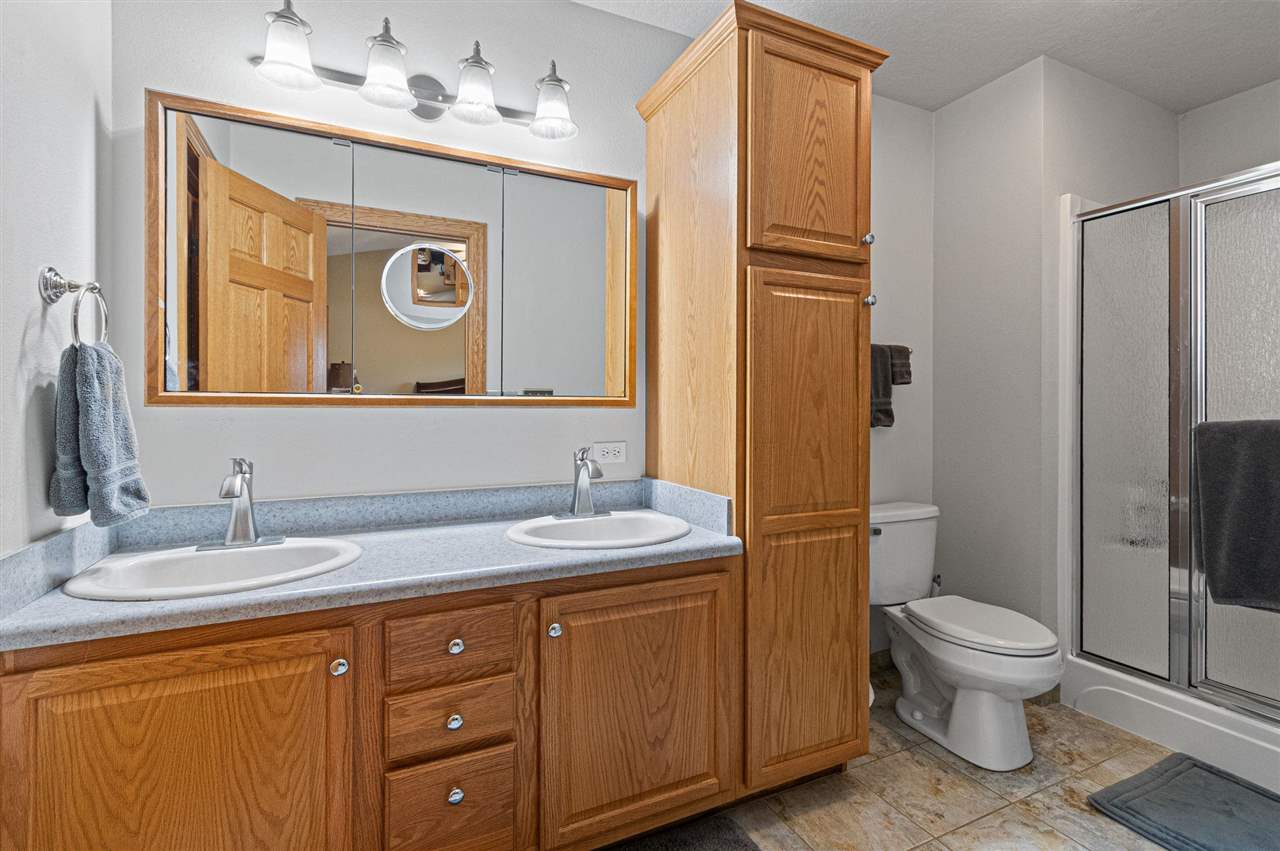 755 Broadmoor Drive North Liberty IA 52317