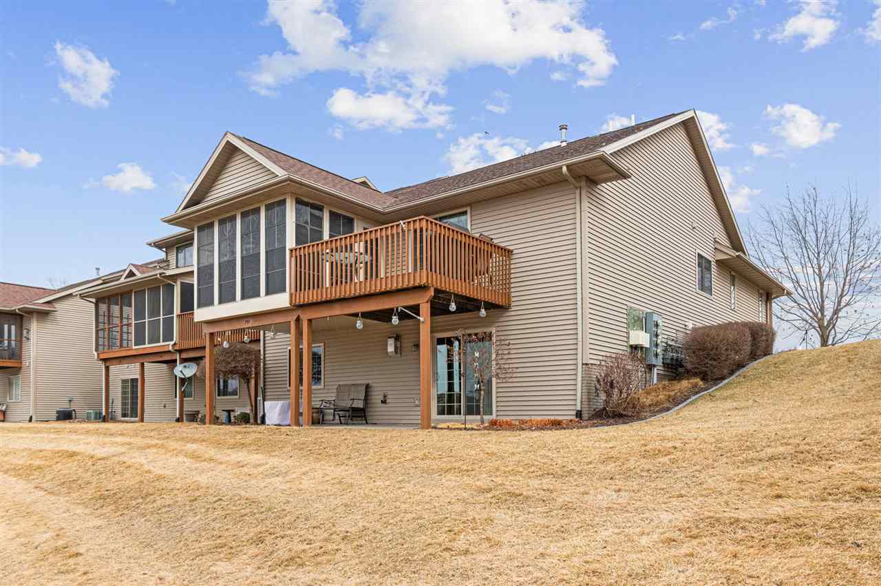 755 Broadmoor Drive North Liberty IA 52317