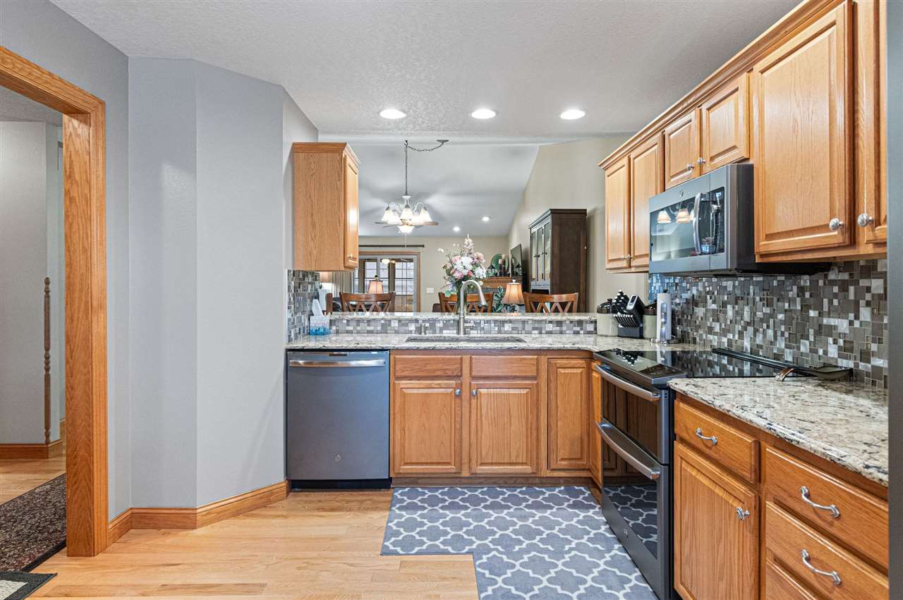 755 Broadmoor Drive North Liberty IA 52317
