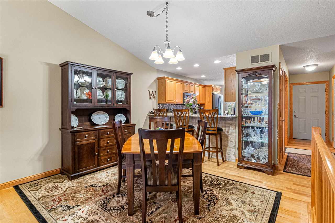755 Broadmoor Drive North Liberty IA 52317