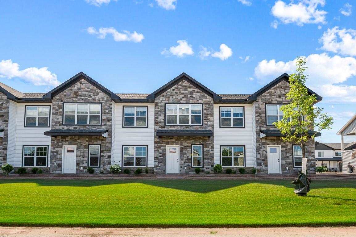 2305 Water Tower Place North Liberty IA 52317