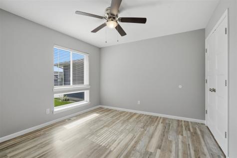 1421 Applewood Drive Fairfax IA 52228