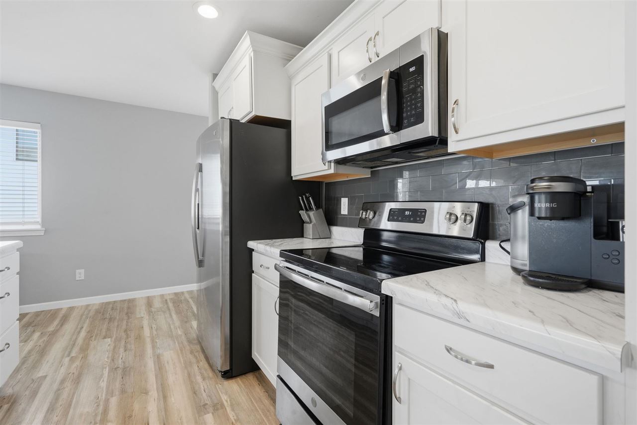1421 Applewood Drive Fairfax IA 52228