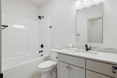 675 Maclan Court Iowa City IA 52246
