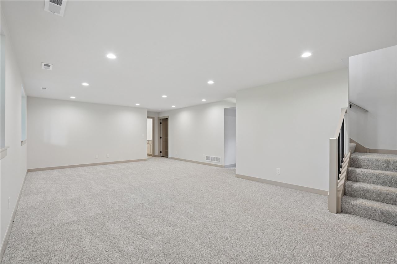 675 Maclan Court Iowa City IA 52246