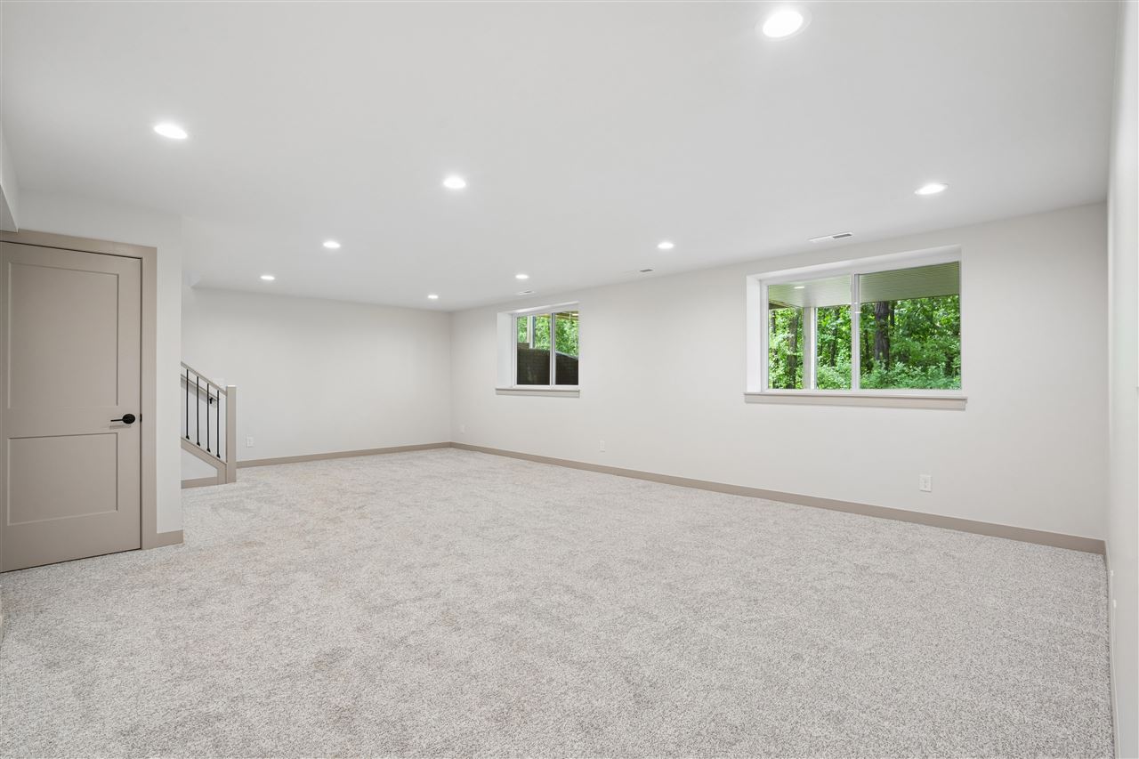675 Maclan Court Iowa City IA 52246