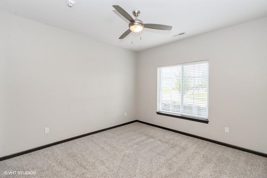 2871 Spring Rose Circle Coralville IA 52241