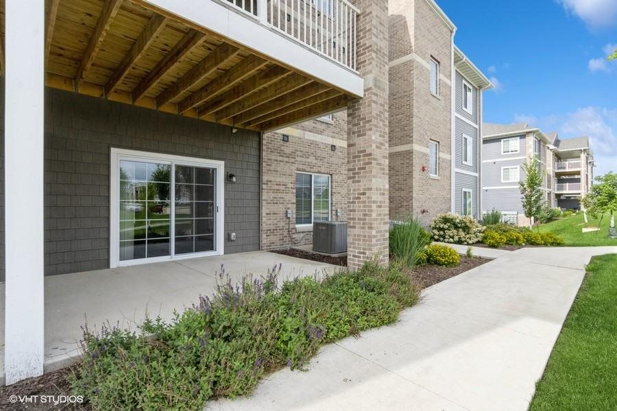 2871 Spring Rose Circle Coralville IA 52241