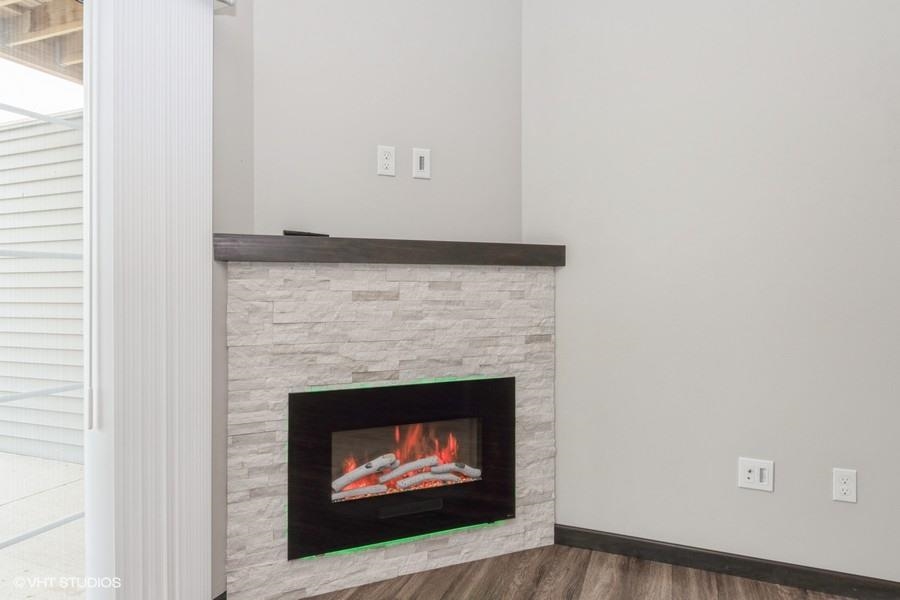 2871 Spring Rose Circle Coralville IA 52241
