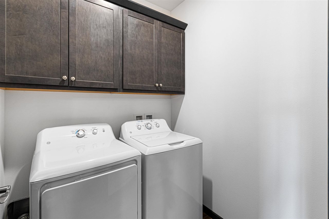 2875 Spring Rose Circle #206 Coralville IA 52241