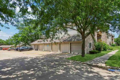 2861 Coral Court Coralville IA 52241