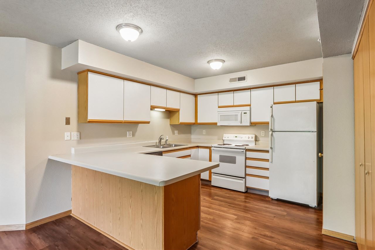 2861 Coral Court Coralville IA 52241