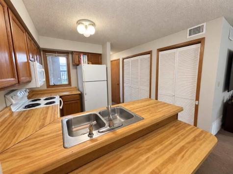2620 Westwinds Drive Iowa City IA 52246