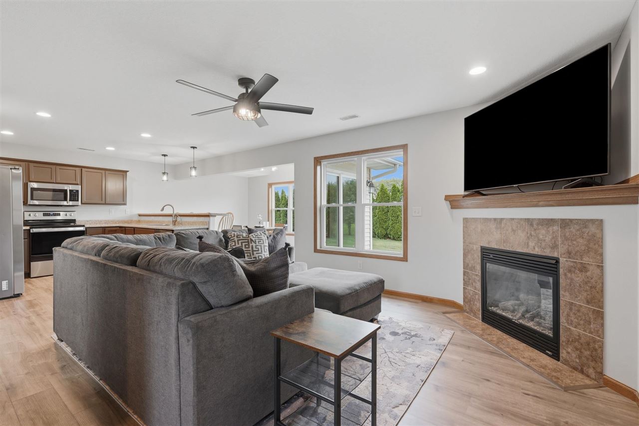 714 W 3rd Street Kalona IA 52247