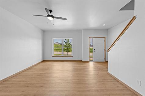 628 Catherine Drive Tiffin IA 52340