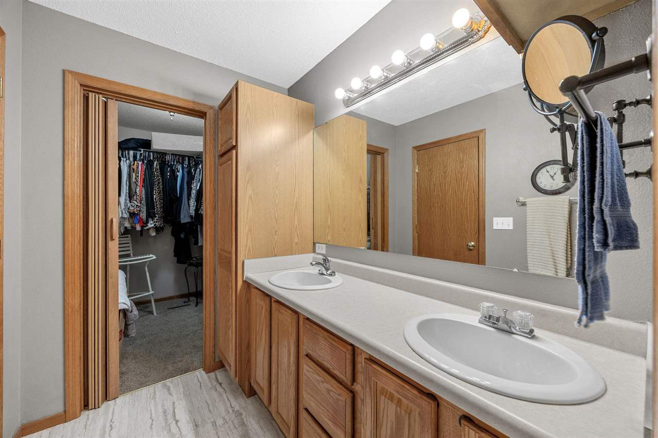 2125 Norcor Avenue Coralville IA 52241