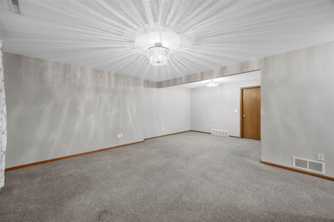 2125 Norcor Avenue Coralville IA 52241