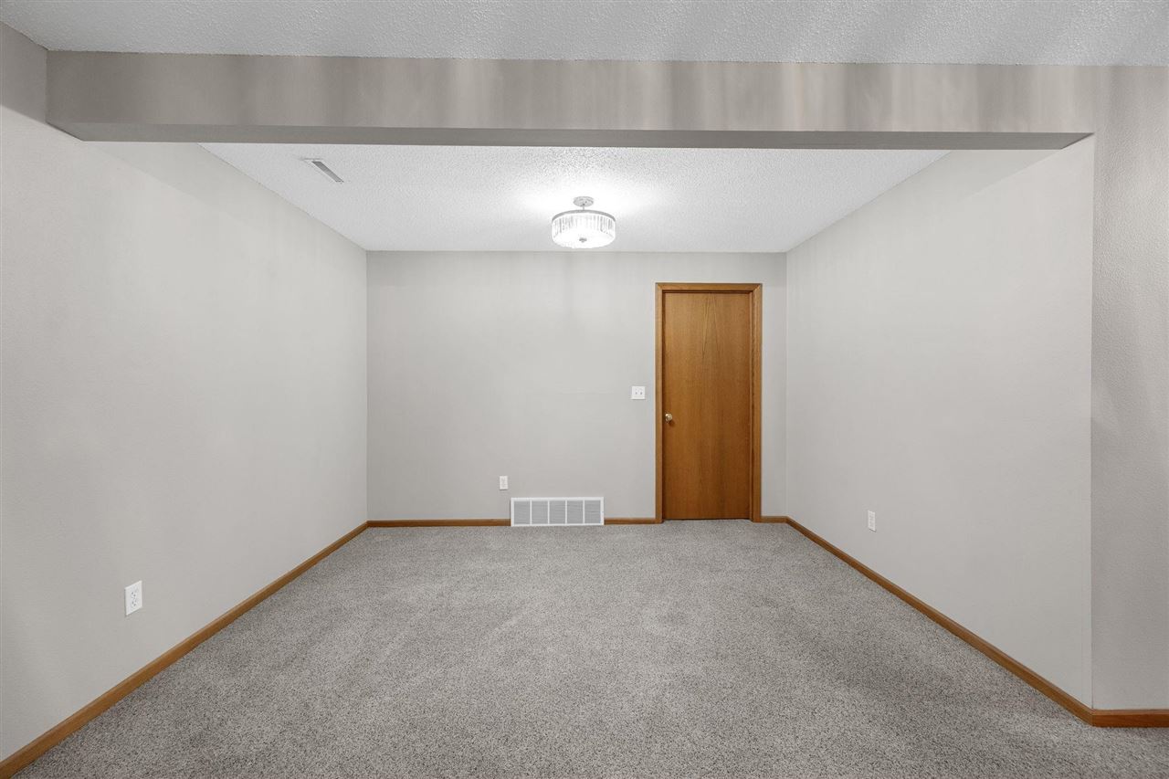 2125 Norcor Avenue Coralville IA 52241