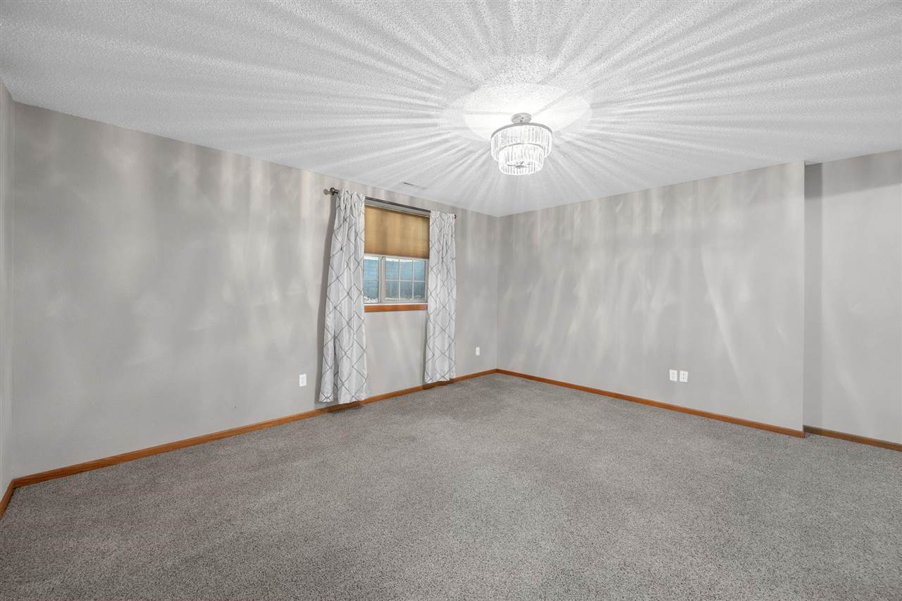 2125 Norcor Avenue Coralville IA 52241