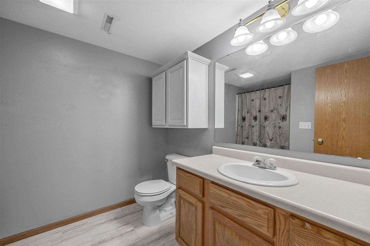 2125 Norcor Avenue Coralville IA 52241