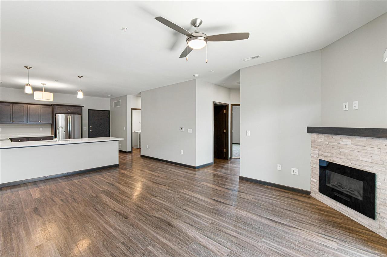 2877 Spring Rose Circle #201 Coralville IA 52241