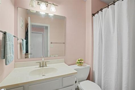 460 Bradley Place North Liberty IA 52317