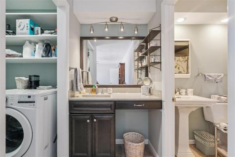 1718 Applewood Place NE Cedar Rapids IA 52402