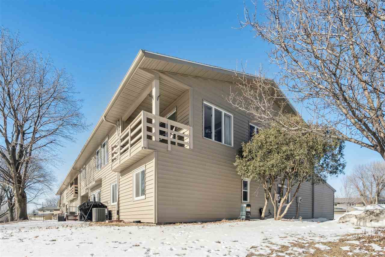 1718 Applewood Place NE Cedar Rapids IA 52402