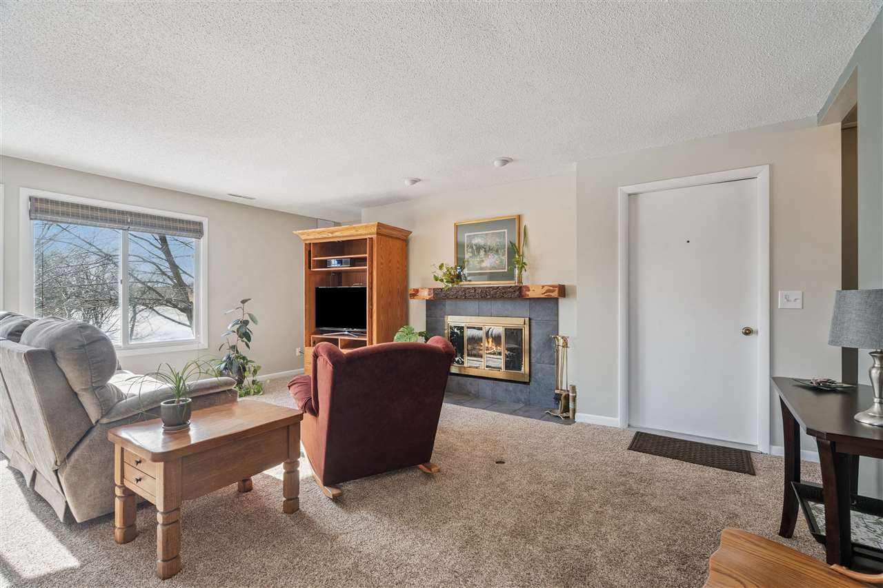 1718 Applewood Place NE Cedar Rapids IA 52402
