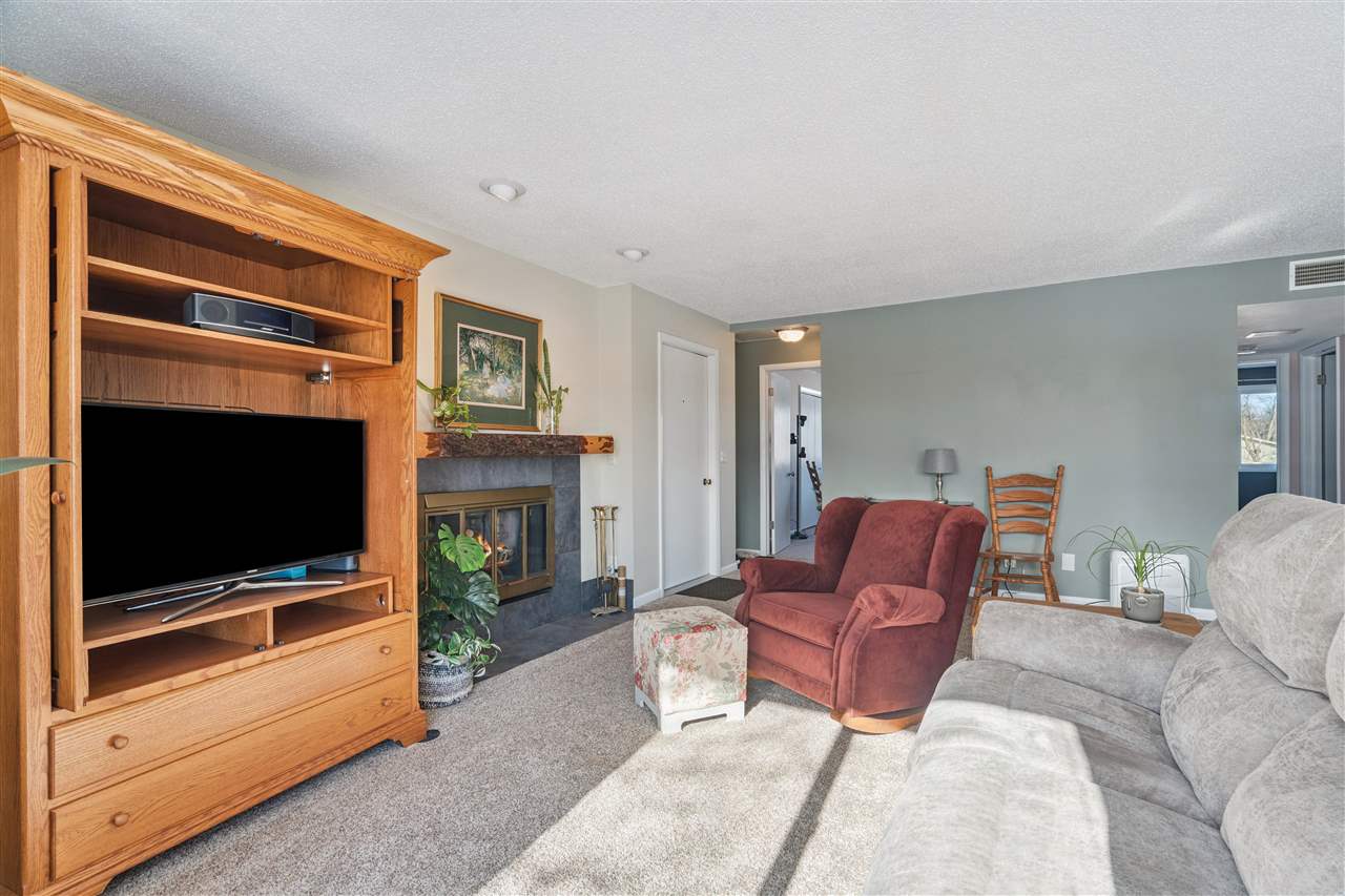 1718 Applewood Place NE Cedar Rapids IA 52402