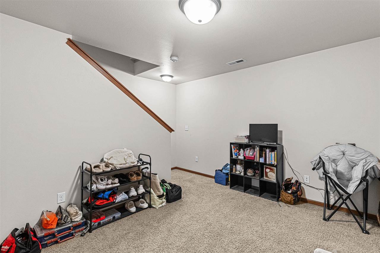 920 Ryan Court Iowa City IA 52246