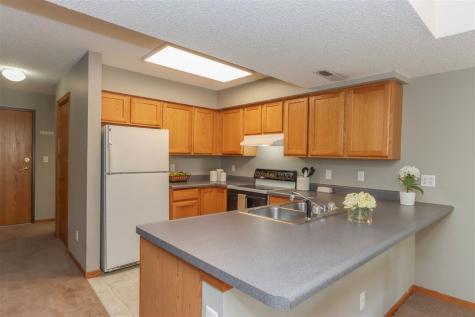 408 West Side Drive Iowa City IA 52246