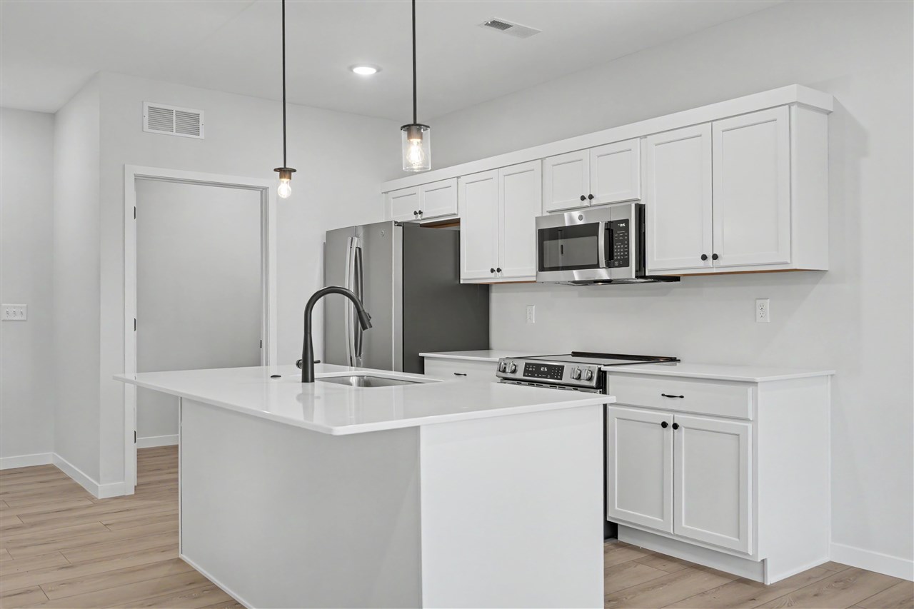 4428 Deer Creek Road Iowa City IA 52246