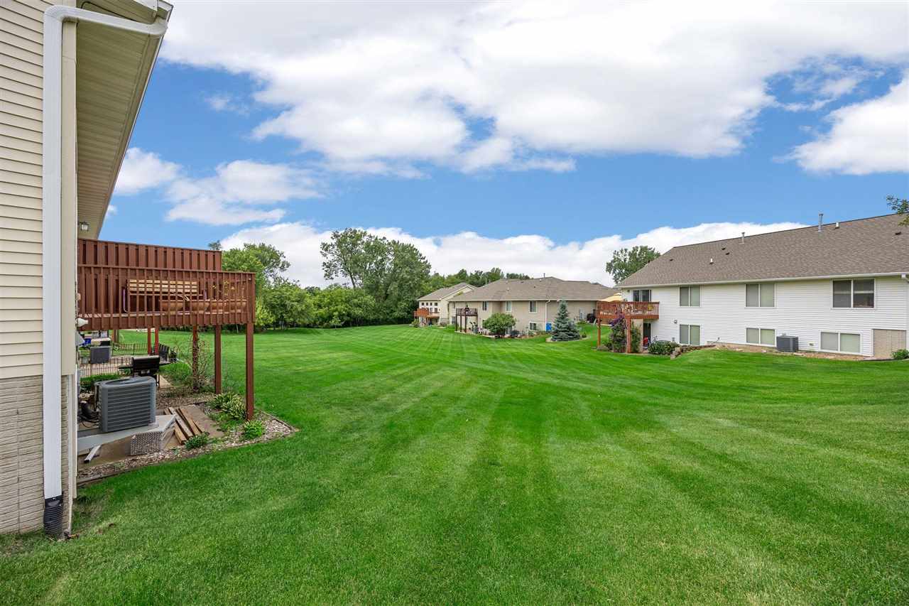 3502 Stoneview Circle SW Cedar Rapids IA 52404